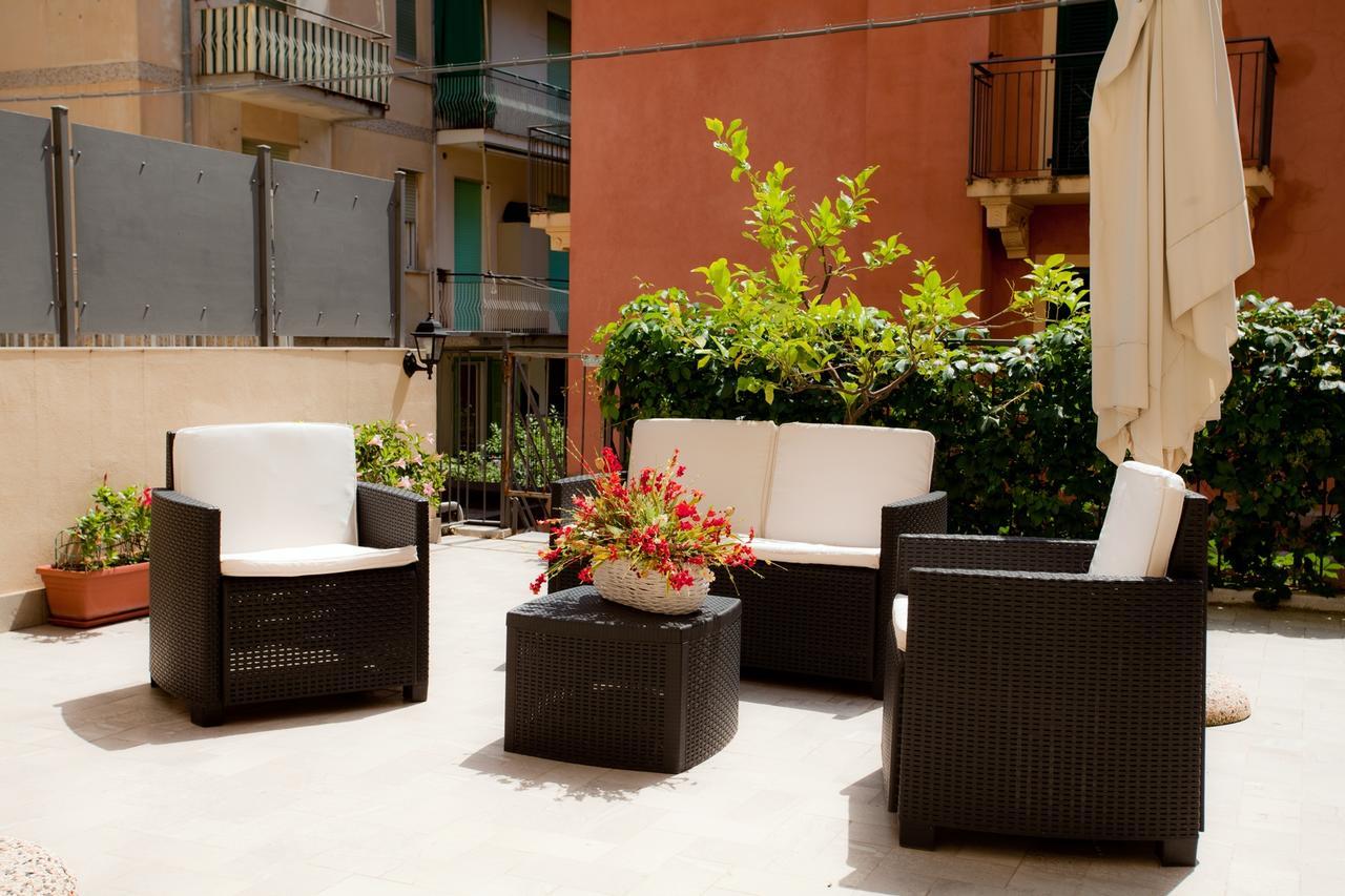 אלסיו Hotel Lydia מראה חיצוני תמונה